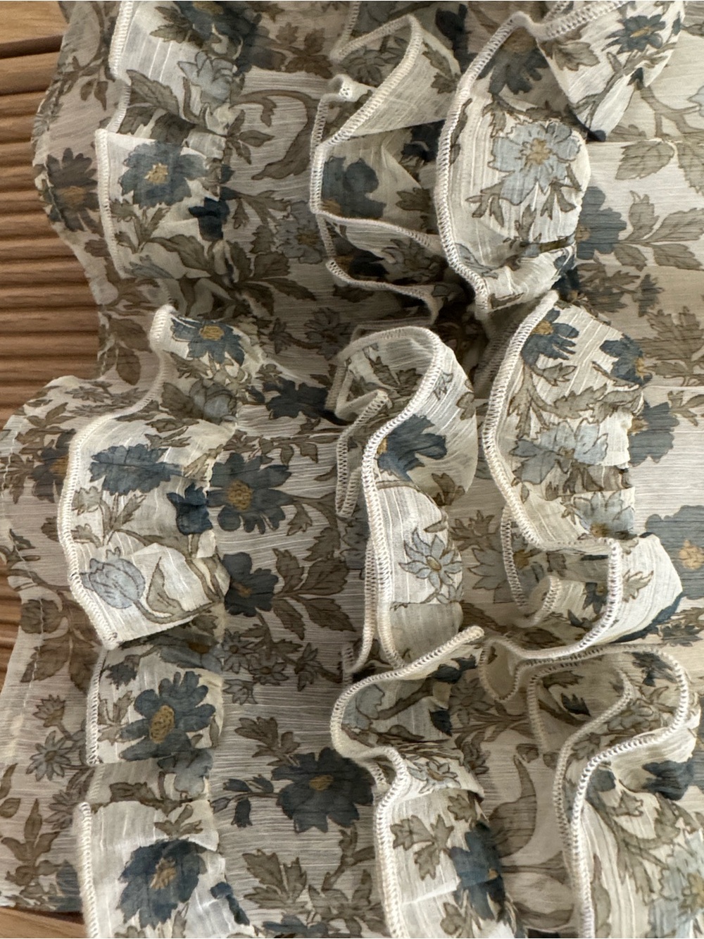 Noralee Floral Ruffle Dress - Picture 4 of 6
